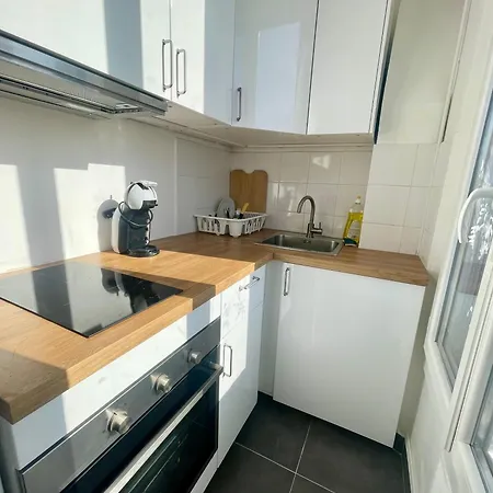 Daire F1 Lumineux Au Coeur D'argenteuil Argenteuil